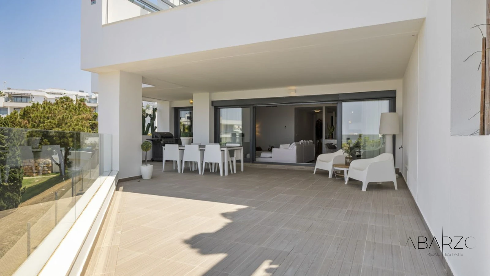 Exclusive luxury apartment in Cabopino with panoramic sea views near golf clubhouse — interior, Marbella East, Marbella (7 of 38)