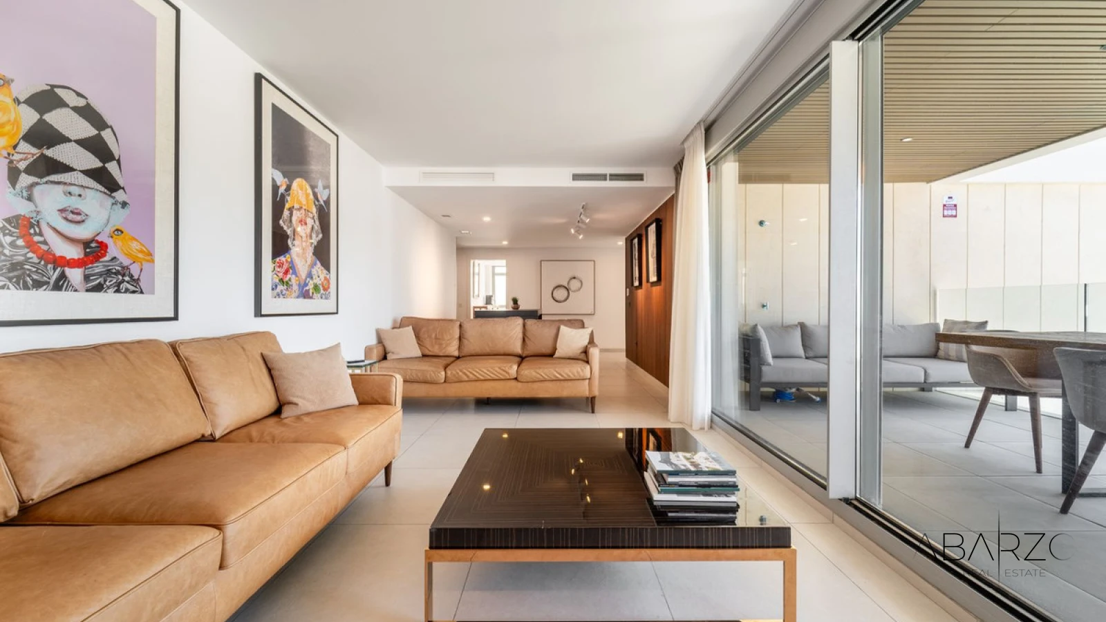 South-facing 3 Bedroom Apartment in Elviria with Sea Views and Pool — interior, Marbella East, Marbella (10 of 40)