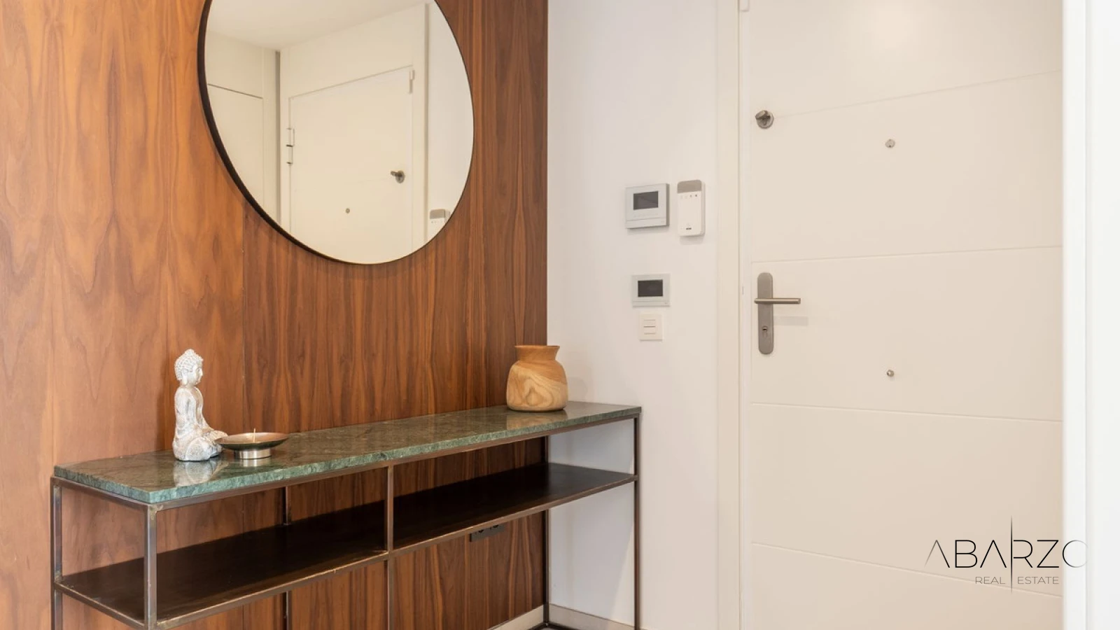 South-facing 3 Bedroom Apartment in Elviria with Sea Views and Pool — interior, Marbella East, Marbella (18 of 40)
