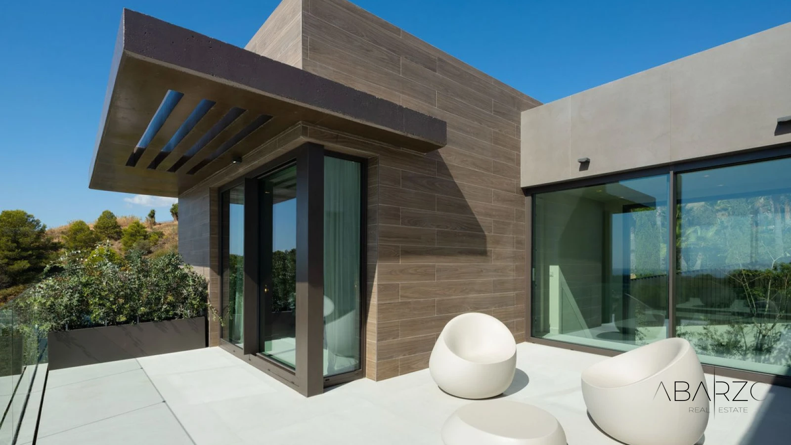 Contemporary 5-Bedroom Villa in Los Flamingos with Panoramic Sea Views — interior, Los Flamingos, Benahavís (16 of 42)