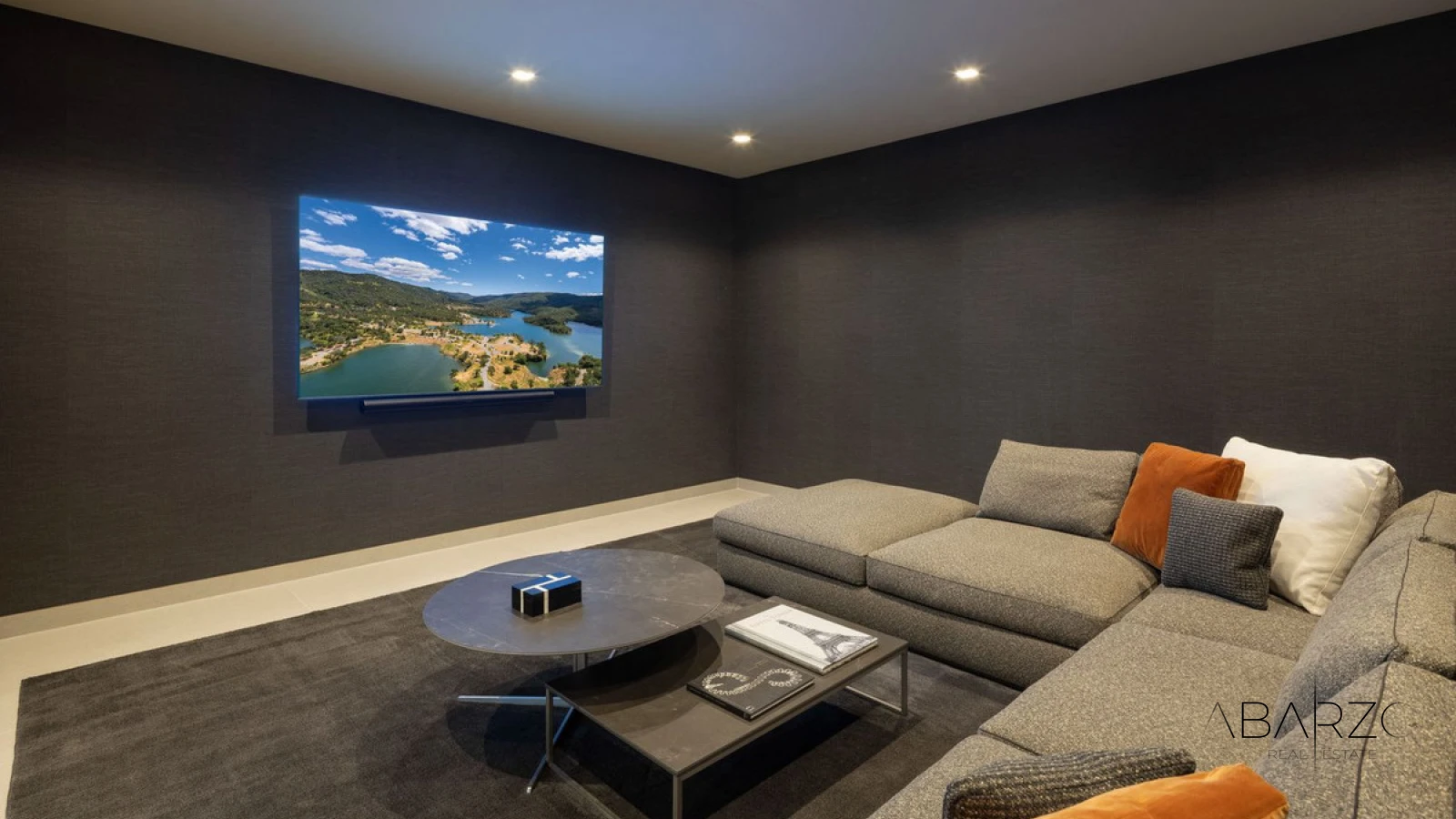 Contemporary 5-Bedroom Villa in Los Flamingos with Panoramic Sea Views — interior, Los Flamingos, Benahavís (29 of 42)