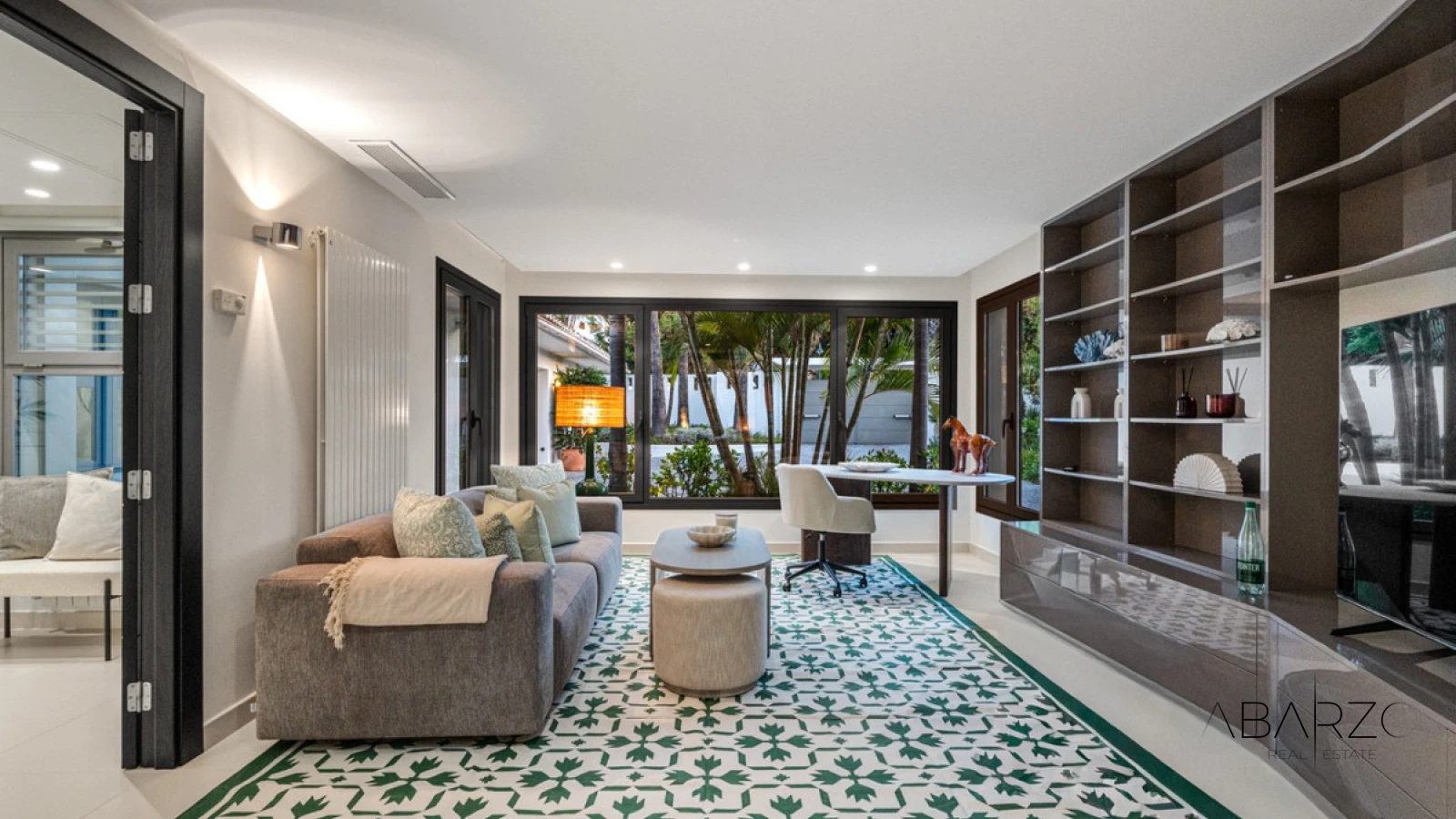 Cerquilla Gardens Andalusian Bungalow in Marbella Golf Valley with South Orientation — interior, Nueva Andalucía, Marbella (11 of 34)
