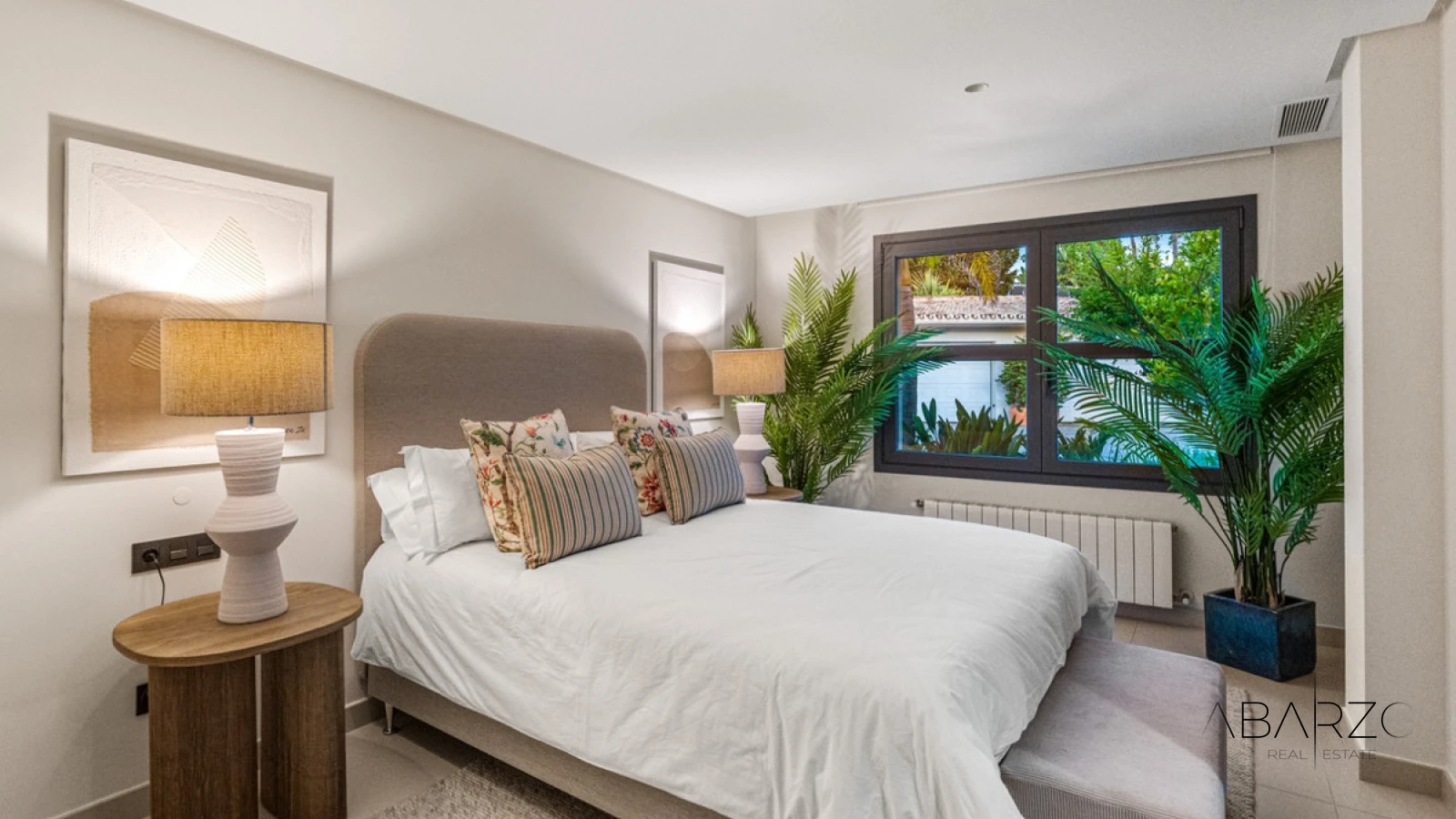 Cerquilla Gardens Andalusian Bungalow in Marbella Golf Valley with South Orientation — interior, Nueva Andalucía, Marbella (21 of 34)