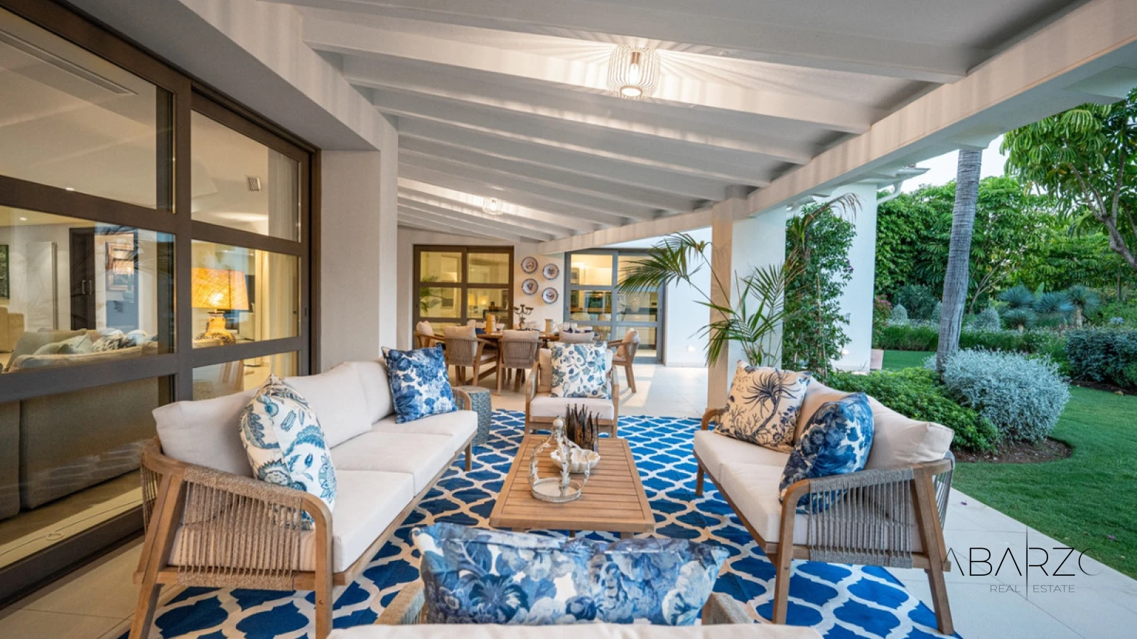 Cerquilla Gardens Andalusian Bungalow in Marbella Golf Valley with South Orientation — interior, Nueva Andalucía, Marbella (24 of 34)