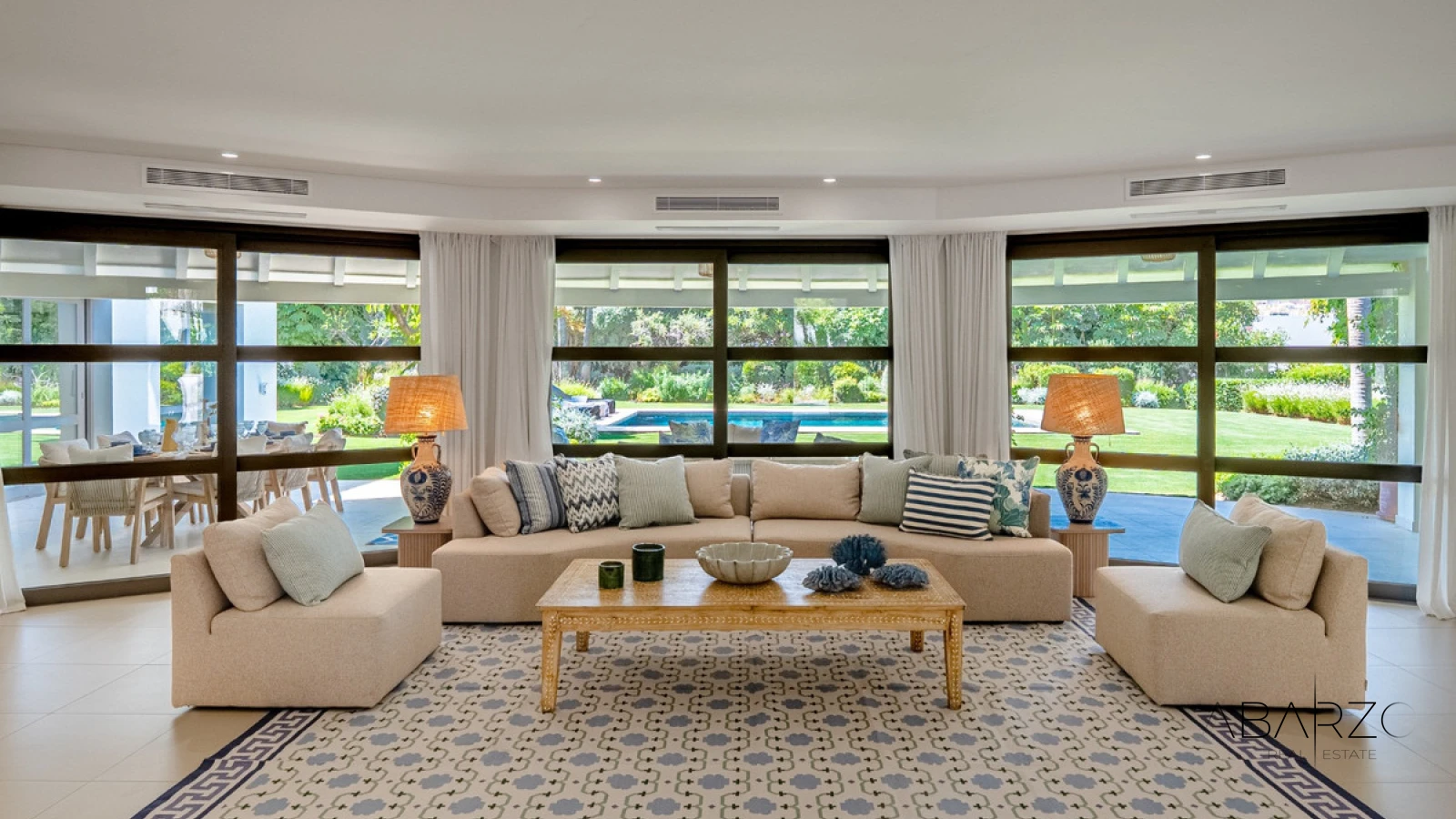 Cerquilla Gardens Andalusian Bungalow in Marbella Golf Valley with South Orientation — interior, Nueva Andalucía, Marbella (7 of 34)