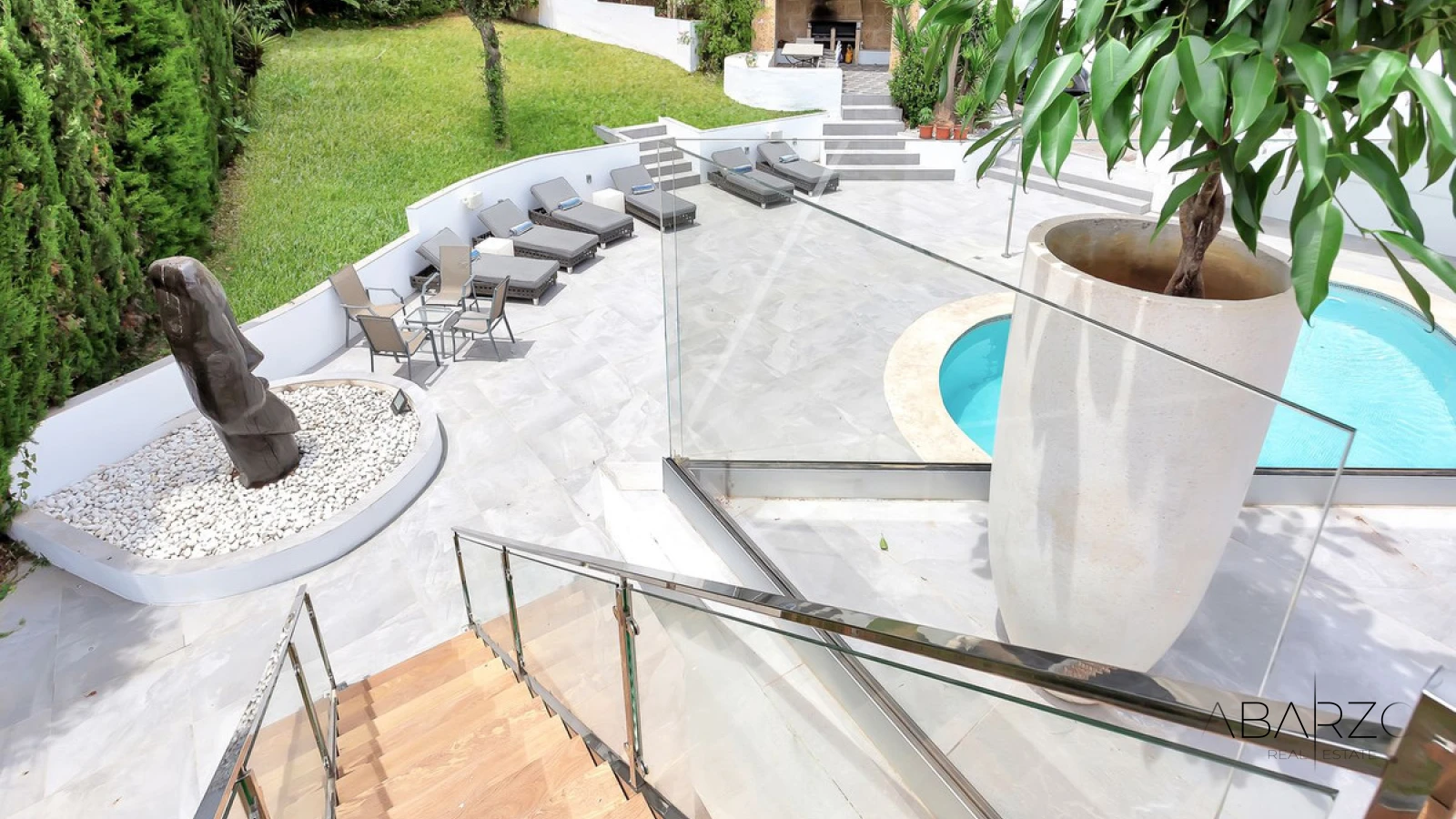Beautiful 4-Bedroom Villa in El Rosario, Marbella East with Pool and Garden — interior, Marbella East, Marbella (44 of 46)