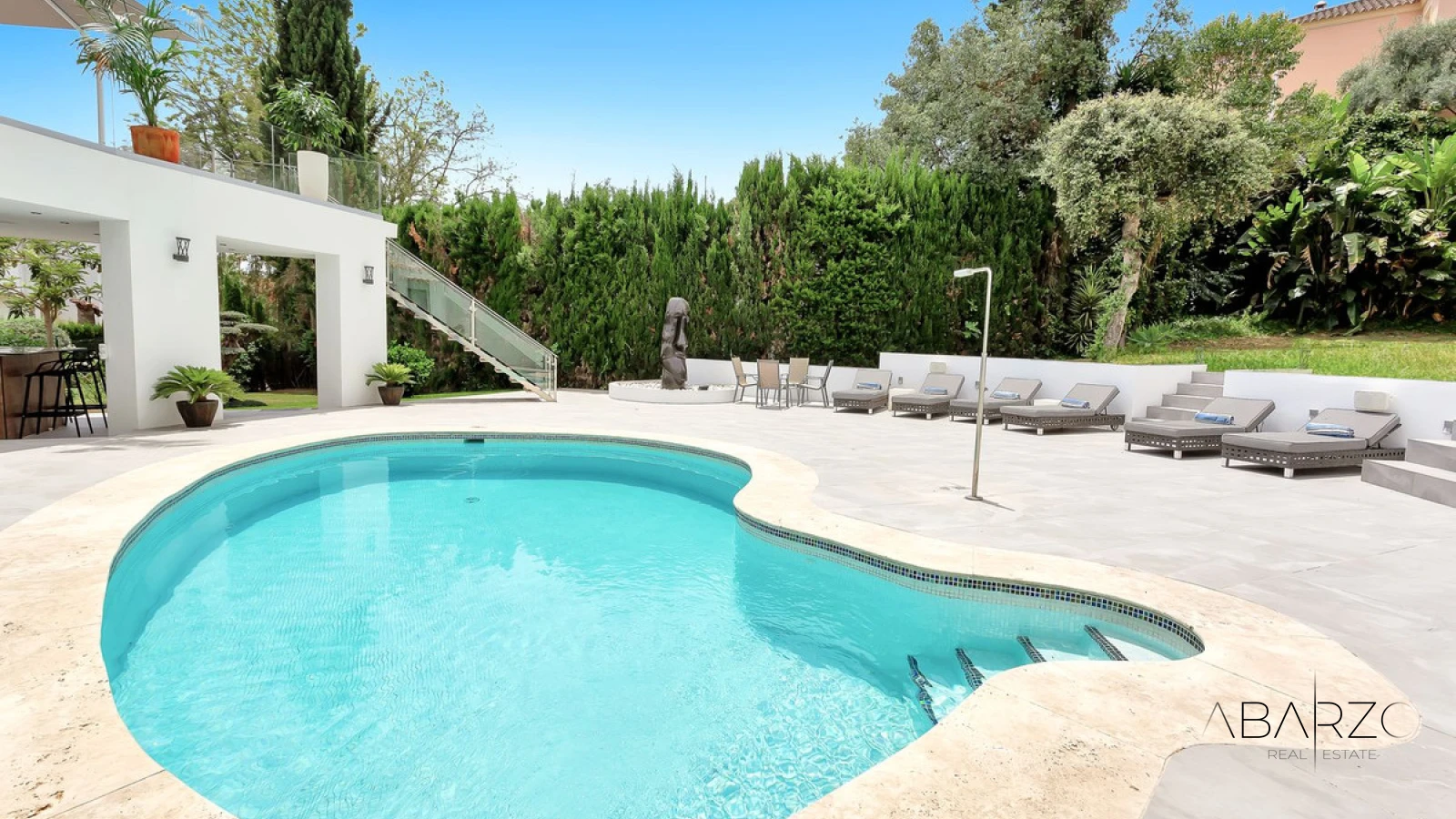Beautiful 4-Bedroom Villa in El Rosario, Marbella East with Pool and Garden — interior, Marbella East, Marbella (3 of 46)