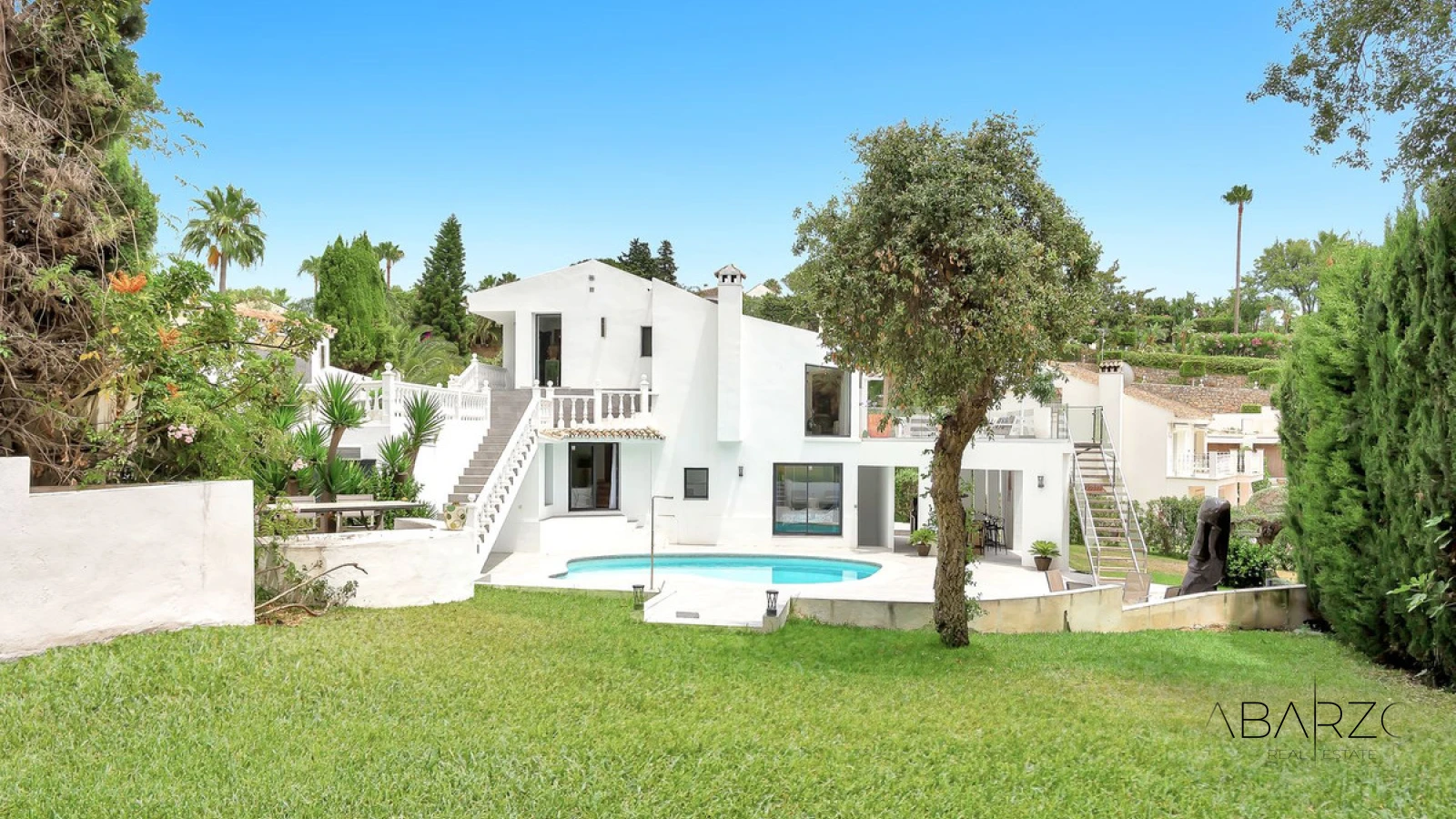 Beautiful 4-Bedroom Villa in El Rosario, Marbella East with Pool and Garden — luxury property for sale in Marbella East, Marbella