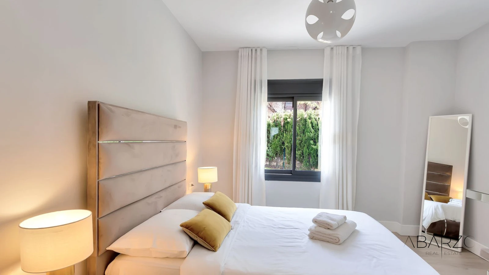 Beautiful 4-Bedroom Villa in El Rosario, Marbella East with Pool and Garden — interior, Marbella East, Marbella (45 of 46)