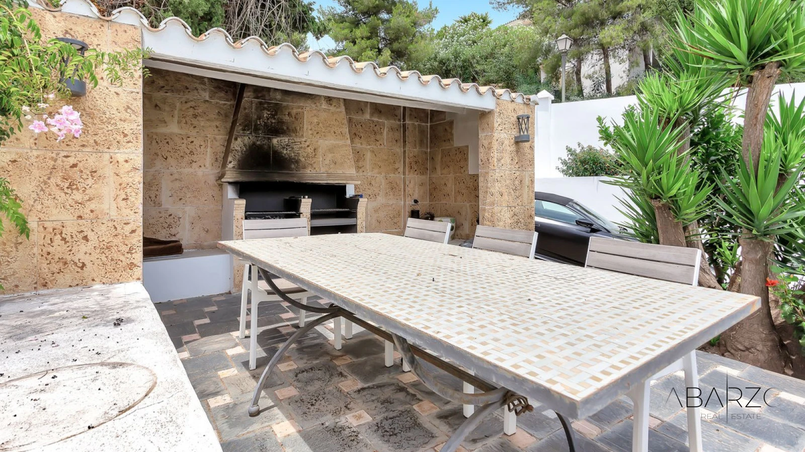 Beautiful 4-Bedroom Villa in El Rosario, Marbella East with Pool and Garden — interior, Marbella East, Marbella (41 of 46)