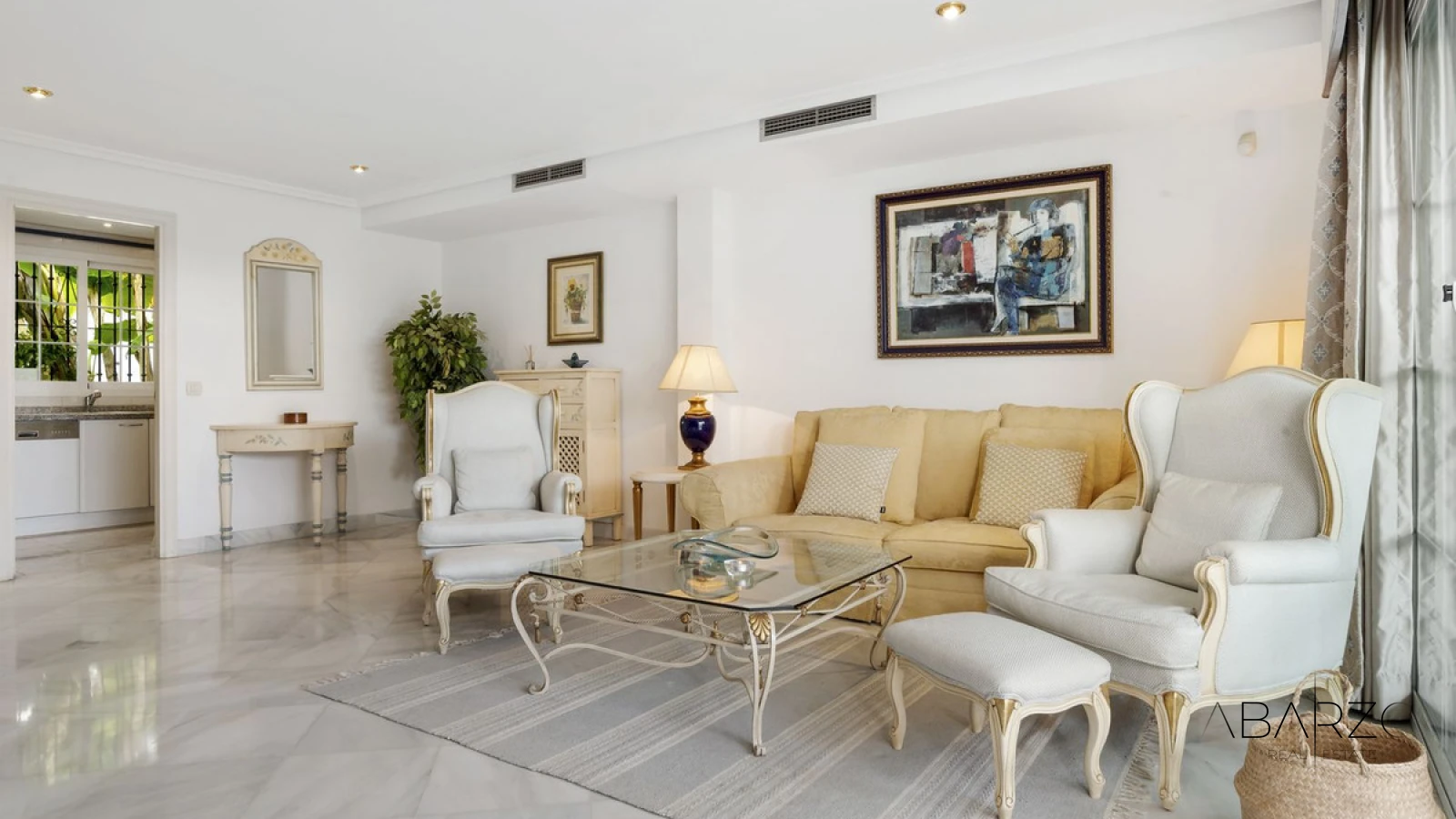 Charming 3-Bedroom Townhouse in Golden Mile with Parking — interior, Golden Mile, Marbella (9 of 25)