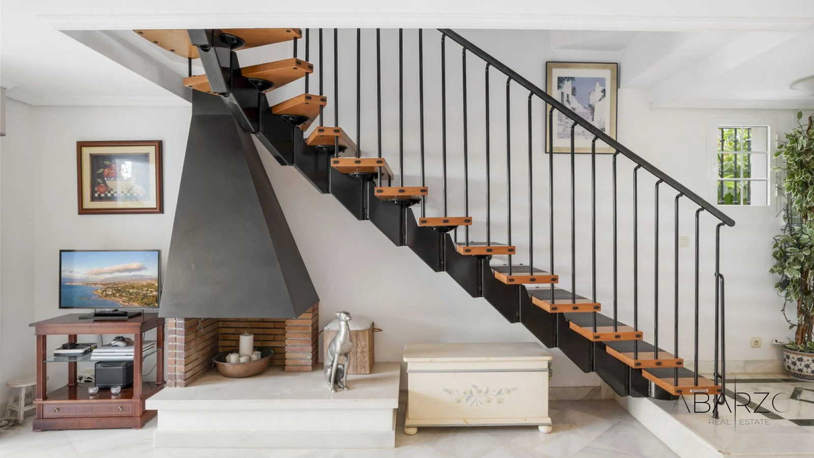 Charming 3-Bedroom Townhouse in Golden Mile with Parking — interior, Golden Mile, Marbella (22 of 25)