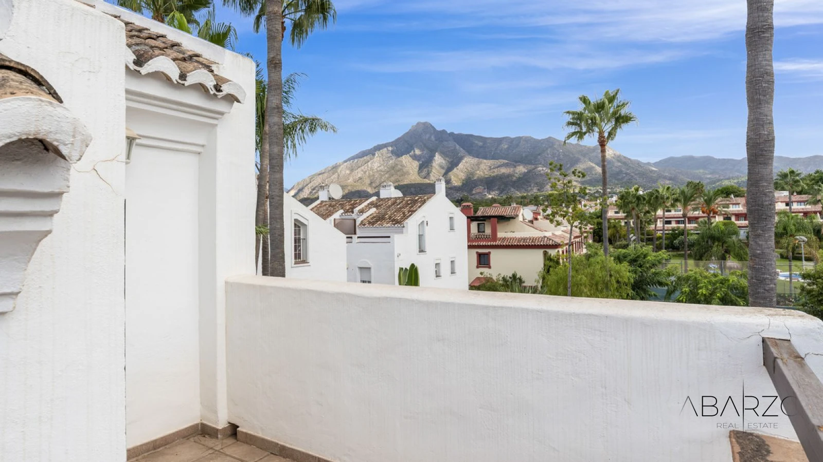 Charming 3-Bedroom Townhouse in Golden Mile with Parking — interior, Golden Mile, Marbella (24 of 25)