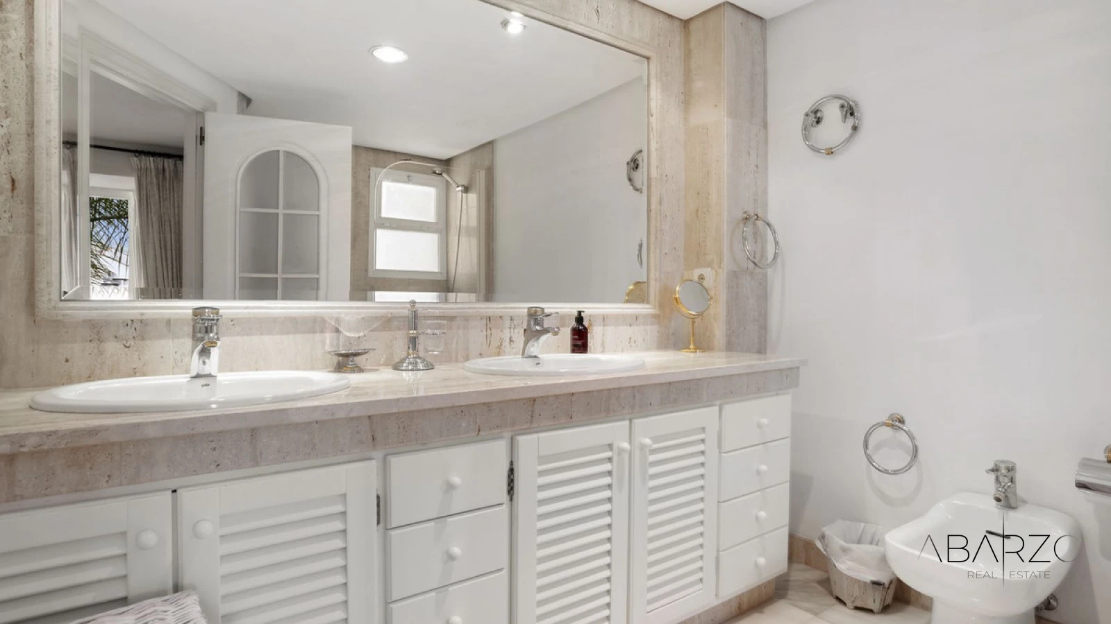 Charming 3-Bedroom Townhouse in Golden Mile with Parking — interior, Golden Mile, Marbella (15 of 25)