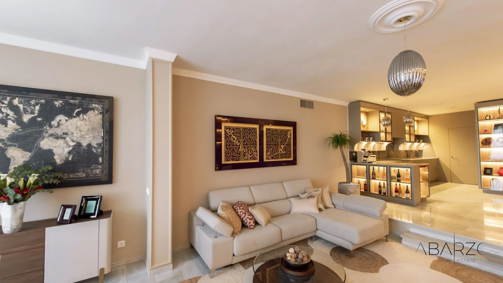 Elegant renovated townhouse in Aloha Marbella with rooftop solarium and terraces — interior, Nueva Andalucía, Marbella (19 of 49)