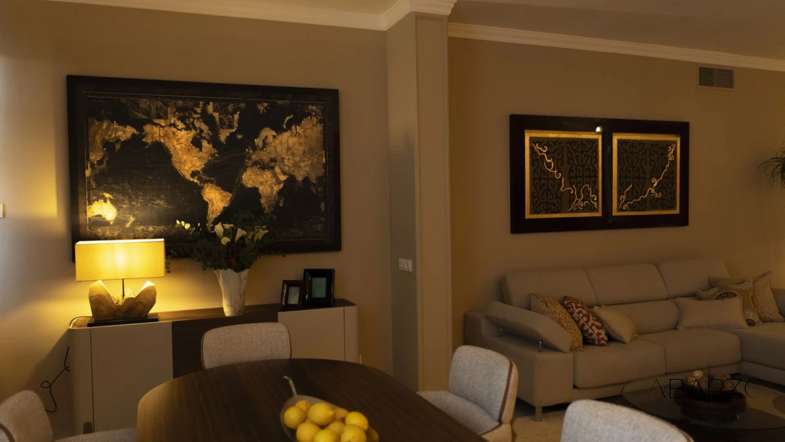 Elegant renovated townhouse in Aloha Marbella with rooftop solarium and terraces — interior, Nueva Andalucía, Marbella (46 of 49)