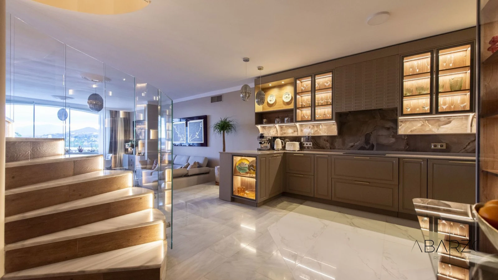Elegant renovated townhouse in Aloha Marbella with rooftop solarium and terraces — interior, Nueva Andalucía, Marbella (8 of 49)