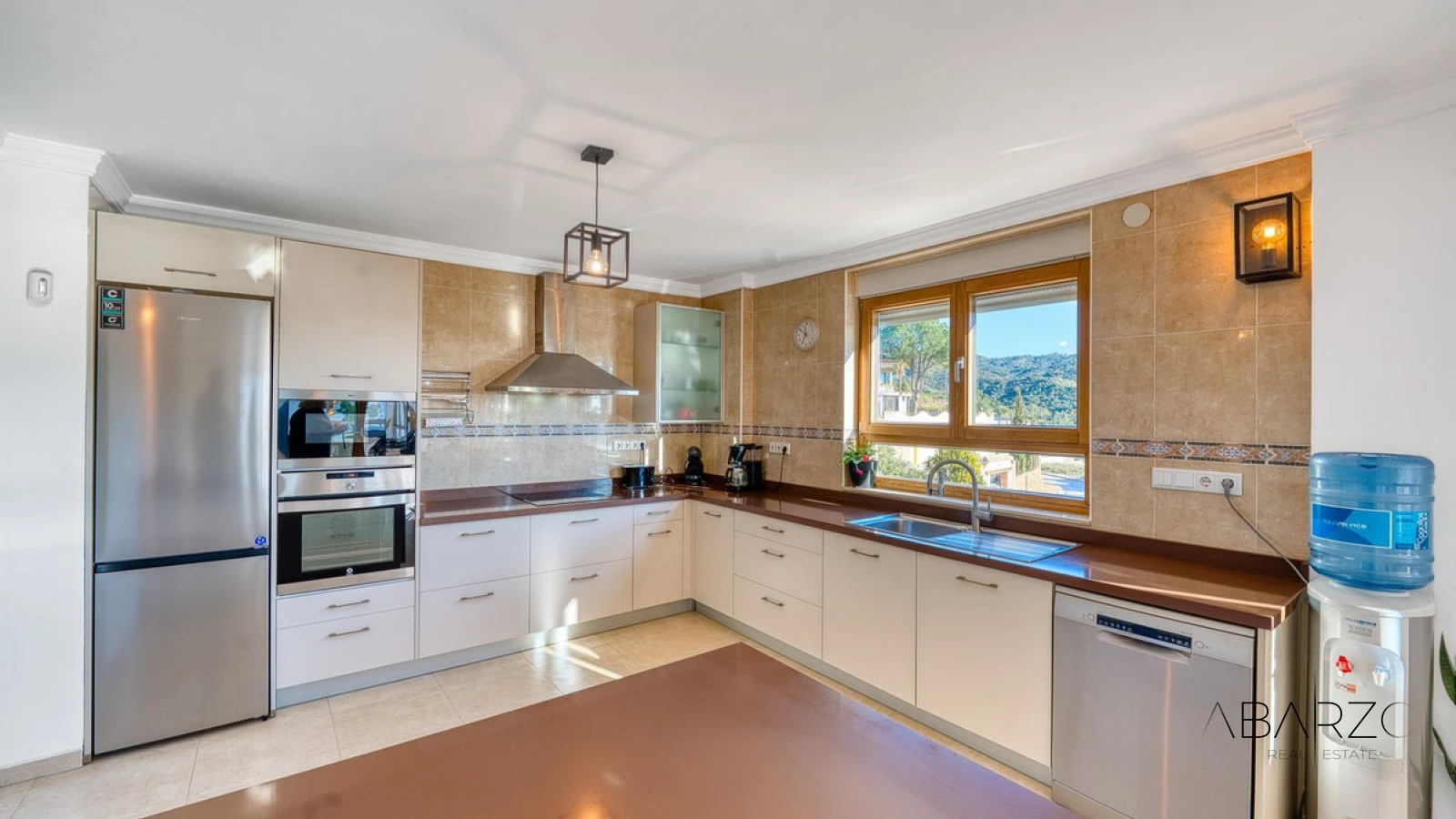 Exceptional 8-Bedroom Villa in Santa Maria Golf, Elviria with Sea Views and Heated Pool — interior, Marbella East, Marbella (5 of 30)
