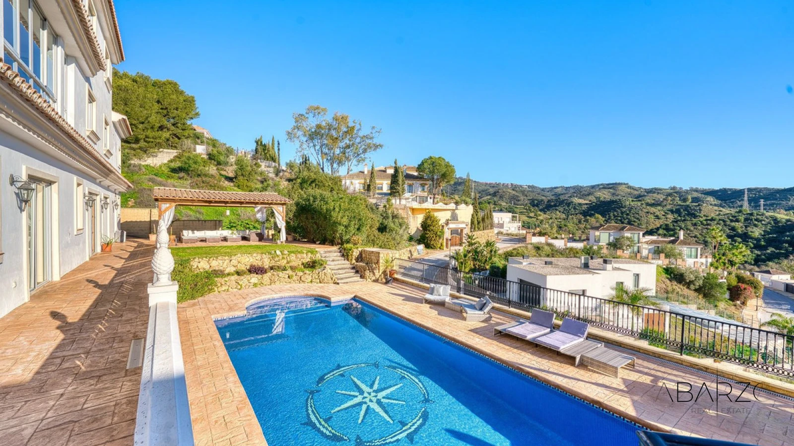 Exceptional 8-Bedroom Villa in Santa Maria Golf, Elviria with Sea Views and Heated Pool — interior, Marbella East, Marbella (16 of 30)