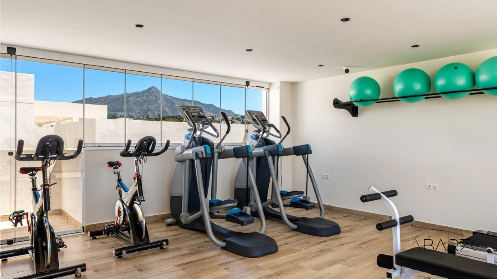 Brand New Apartment in La Campana, Nueva Andalucía with Mountain and Partial Sea Views — interior, Nueva Andalucía, Marbella (26 of 37)