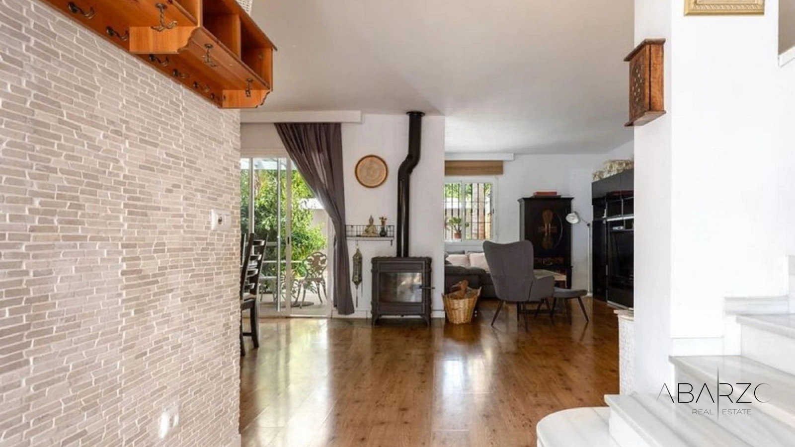 Charming 3-Bedroom House in Los Naranjos de Marbella with Patio and Pool Access — interior, Nueva Andalucía, Marbella (7 of 22)