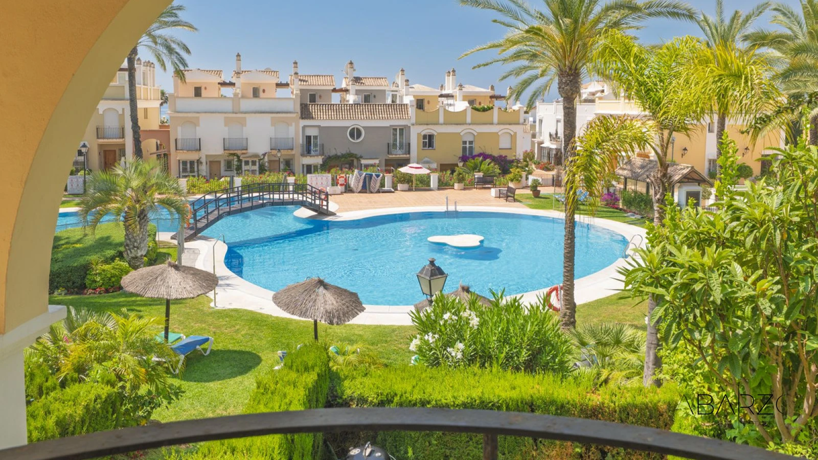Casa Adosada Esquinera en Bahía de Marbella con Acceso a la Playa y Jardín Privado — interior, Marbella East, Marbella (18 of 26)
