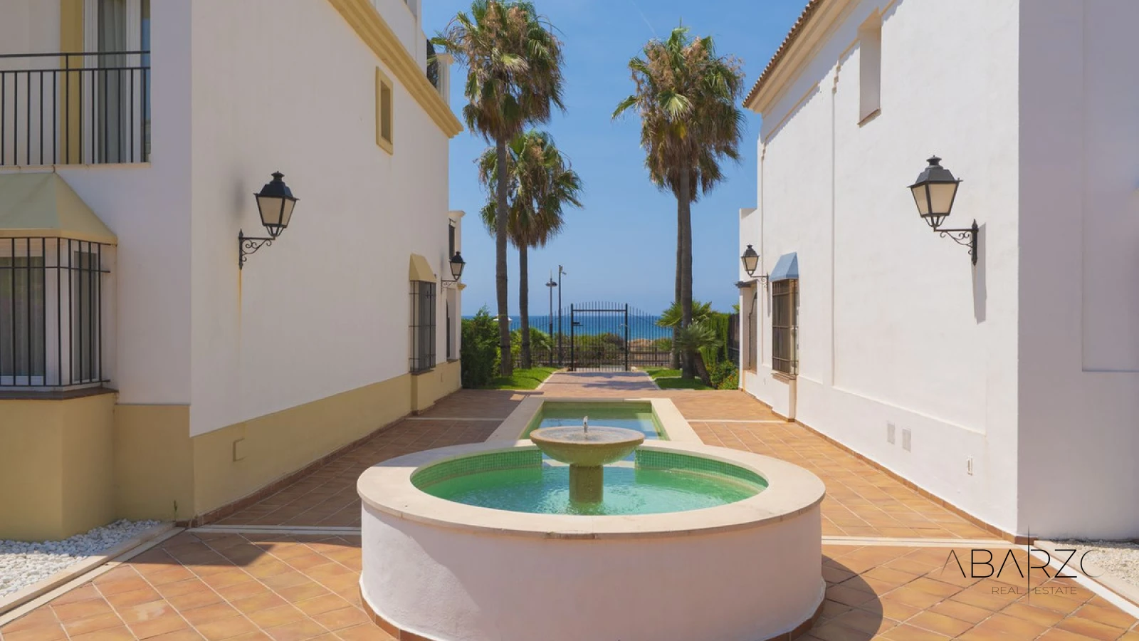 Casa Adosada Esquinera en Bahía de Marbella con Acceso a la Playa y Jardín Privado — interior, Marbella East, Marbella (22 of 26)