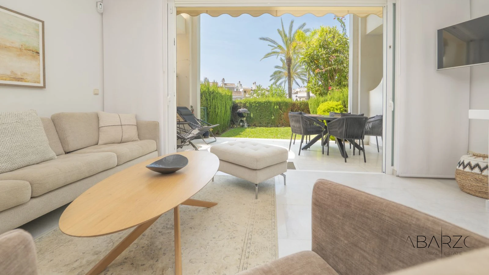 Casa Adosada Esquinera en Bahía de Marbella con Acceso a la Playa y Jardín Privado — interior, Marbella East, Marbella (3 of 26)