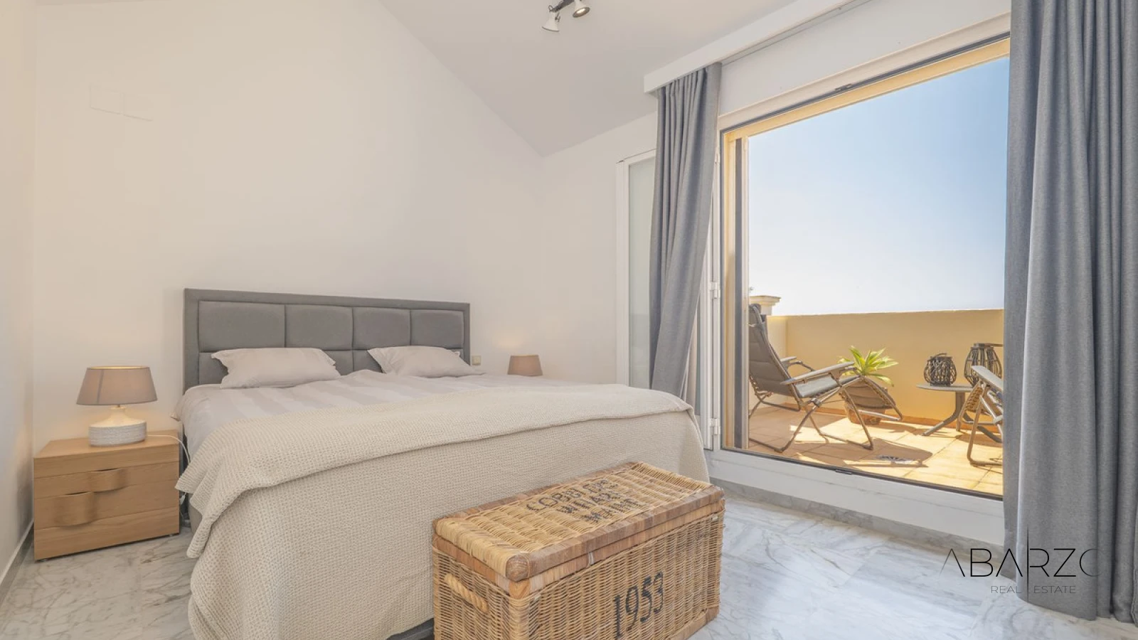 Casa Adosada Esquinera en Bahía de Marbella con Acceso a la Playa y Jardín Privado — interior, Marbella East, Marbella (14 of 26)