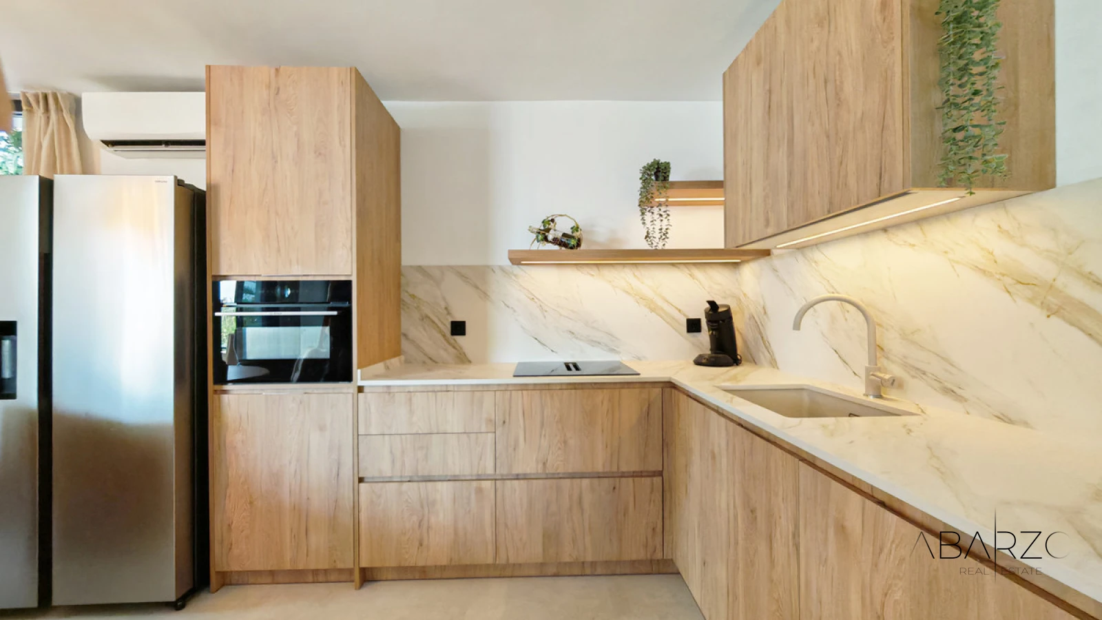 Villa for sale in Elviria, Marbella with 8 bedrooms and private pool — interior, Marbella East, Marbella (20 of 30)