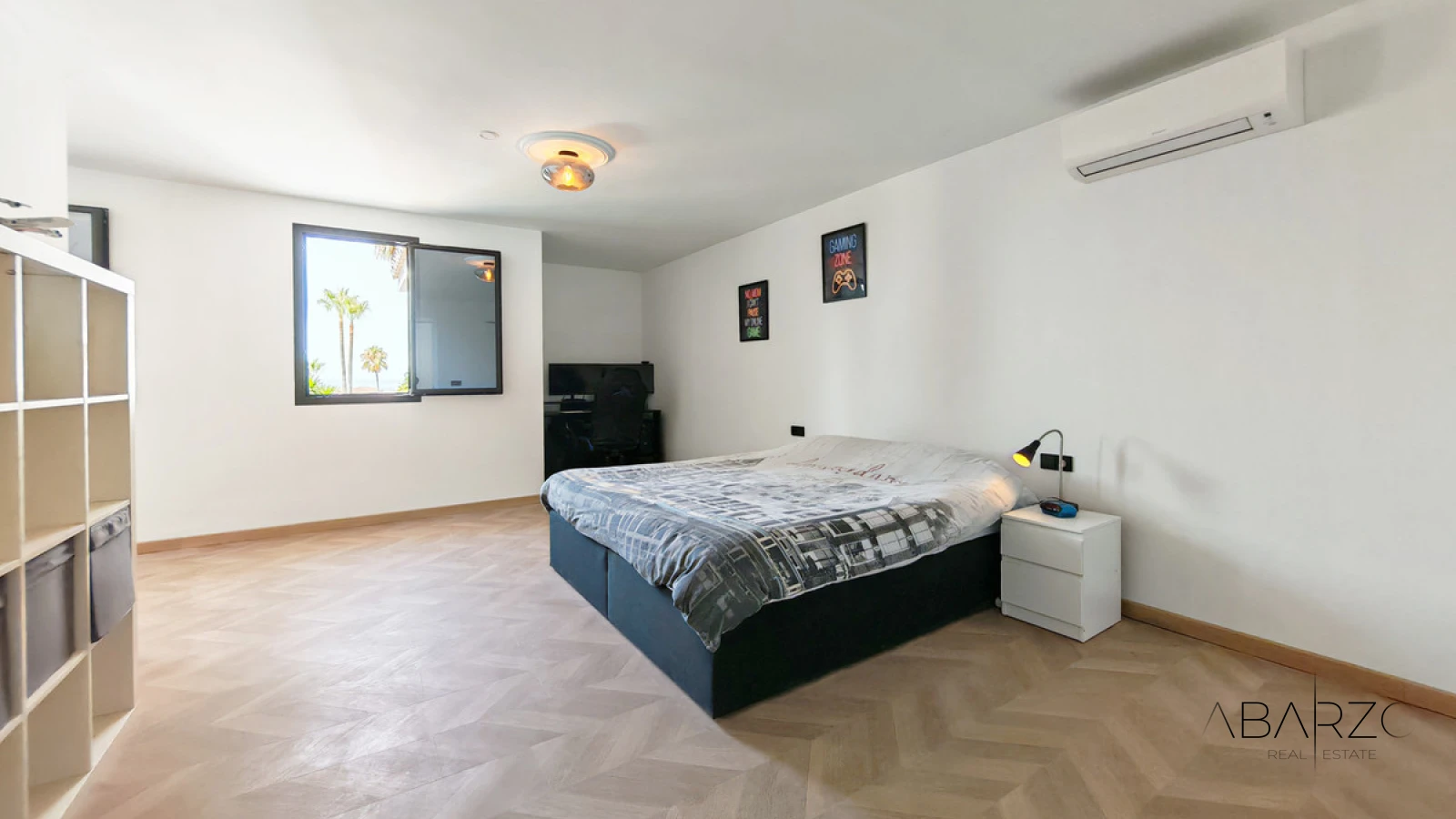 Villa for sale in Elviria, Marbella with 8 bedrooms and private pool — interior, Marbella East, Marbella (16 of 30)