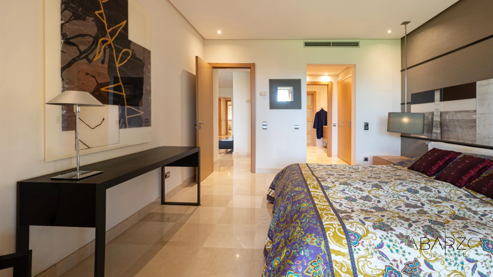 Ground Floor Apartment in Mansion Club, Sierra Blanca with Private Garden and Pool Access — interior, Golden Mile, Marbella (12 of 30)