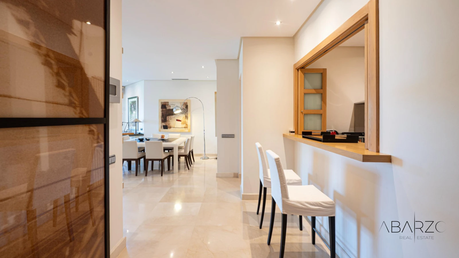 Ground Floor Apartment in Mansion Club, Sierra Blanca with Private Garden and Pool Access — interior, Golden Mile, Marbella (18 of 30)