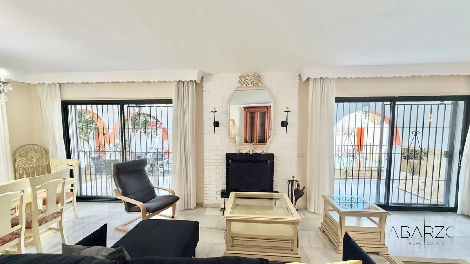 Exclusive Detached Villa in Nueva Andalucía, Marbella Golf Valley with Pool and Parking — interior, Nueva Andalucía, Marbella (15 of 19)