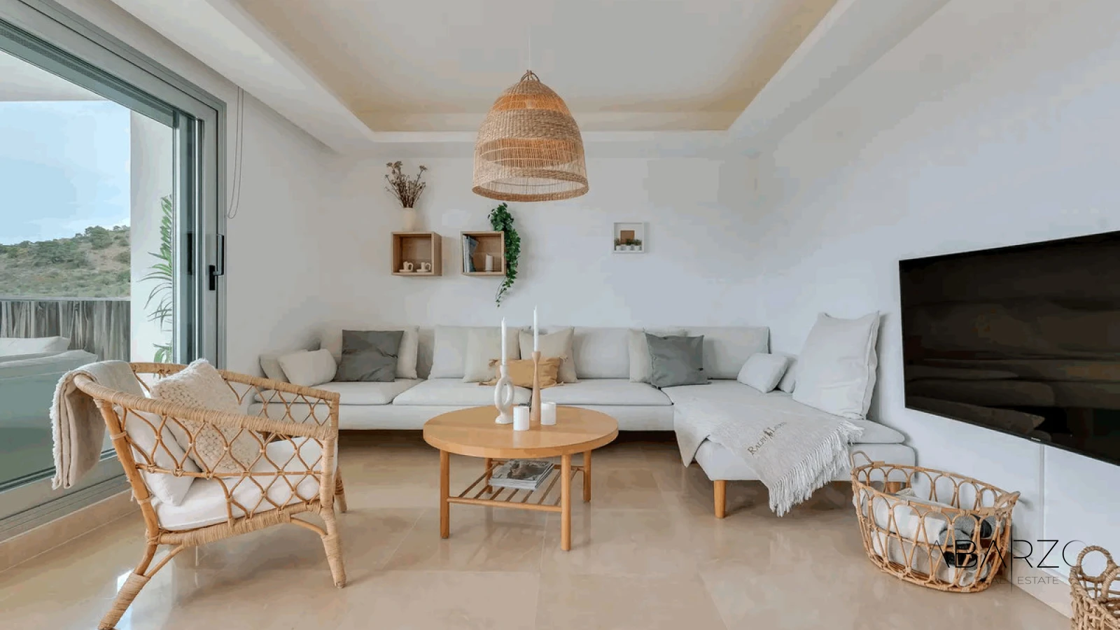 Modern luxury apartment in Avalon, Benahavís with mountain, golf, and sea views — interior, Los Arqueros, Benahavís (4 of 49)