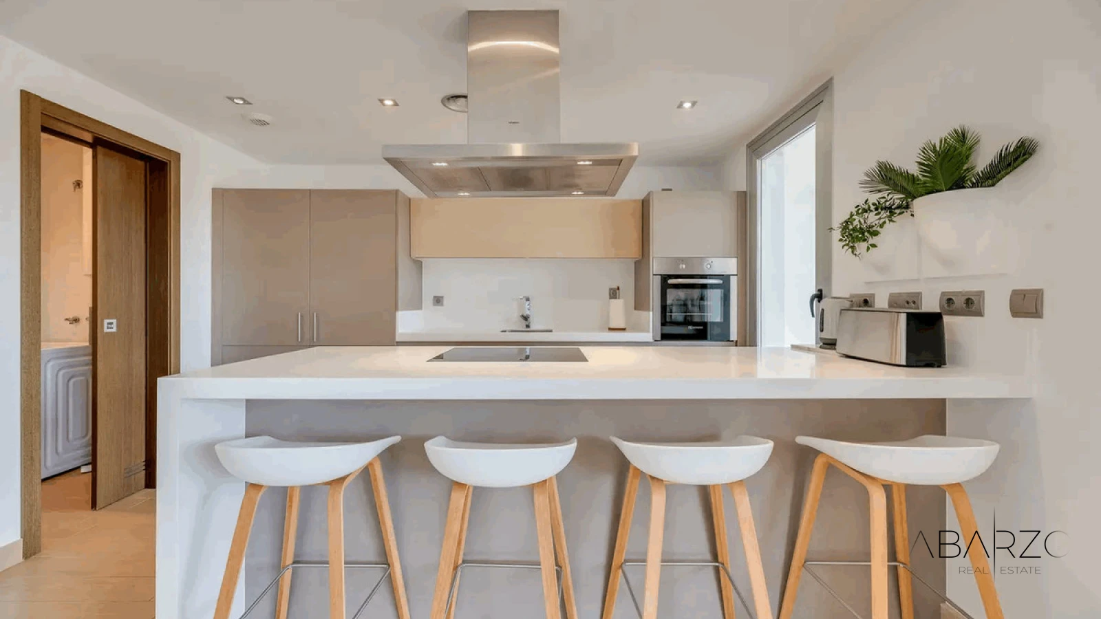 Modern luxury apartment in Avalon, Benahavís with mountain, golf, and sea views — interior, Los Arqueros, Benahavís (22 of 49)