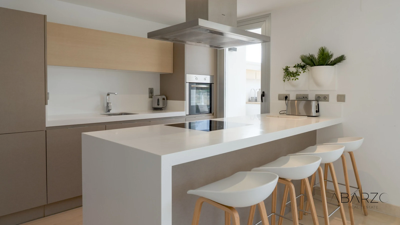 Modern luxury apartment in Avalon, Benahavís with mountain, golf, and sea views — interior, Los Arqueros, Benahavís (37 of 49)