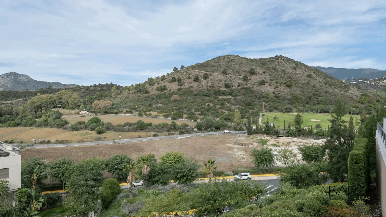 Modern luxury apartment in Avalon, Benahavís with mountain, golf, and sea views — interior, Los Arqueros, Benahavís (24 of 49)