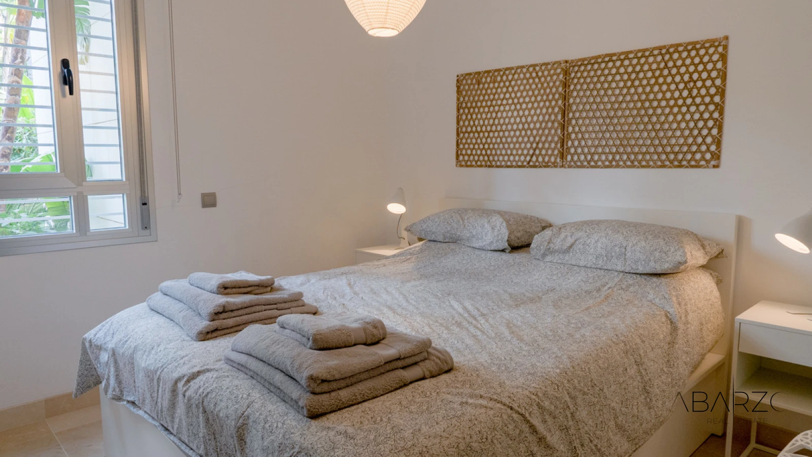 Modern luxury apartment in Avalon, Benahavís with mountain, golf, and sea views — interior, Los Arqueros, Benahavís (17 of 49)