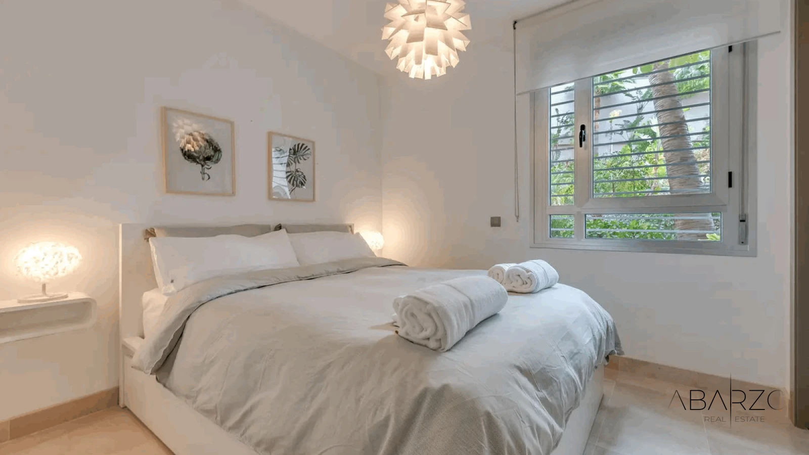 Modern luxury apartment in Avalon, Benahavís with mountain, golf, and sea views — interior, Los Arqueros, Benahavís (42 of 49)