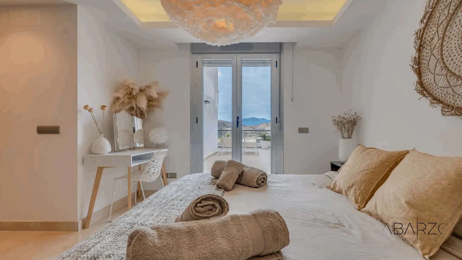 Modern luxury apartment in Avalon, Benahavís with mountain, golf, and sea views — interior, Los Arqueros, Benahavís (48 of 49)