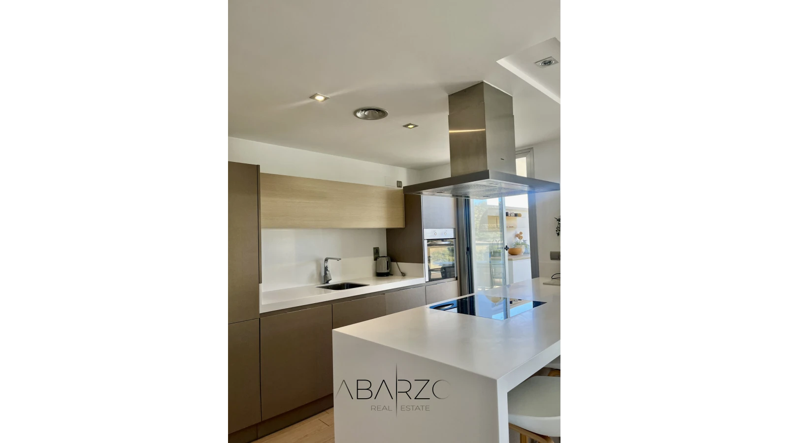 Modern luxury apartment in Avalon, Benahavís with mountain, golf, and sea views — interior, Los Arqueros, Benahavís (23 of 49)