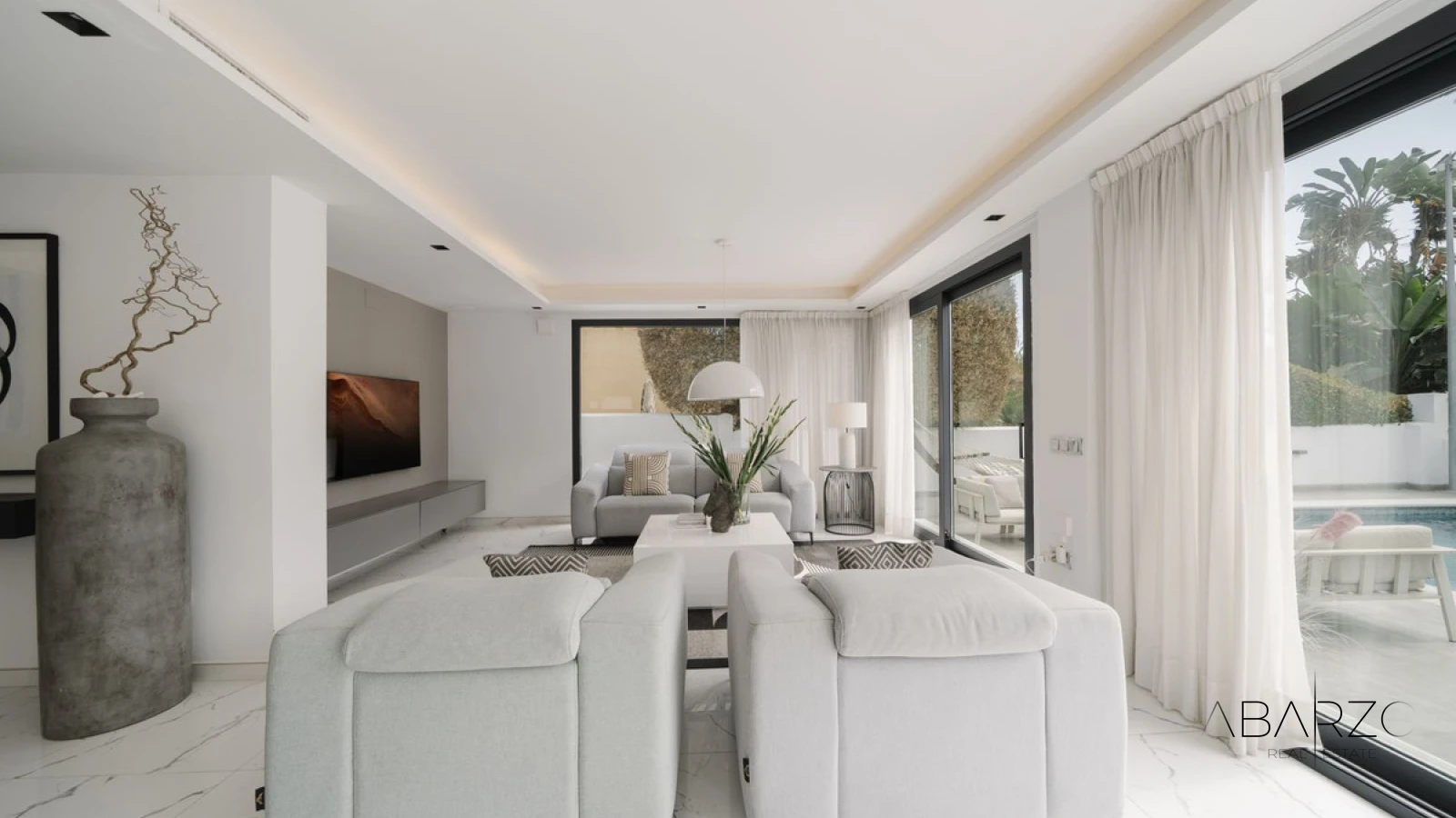 Villa de lujo en Nueva Andalucía con piscina privada cerca de Puerto Banús — interior, Nueva Andalucía, Marbella (17 of 36)