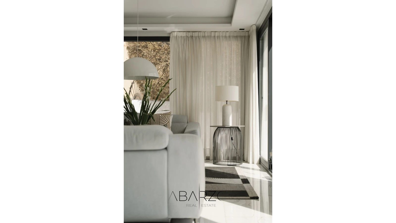 Villa de lujo en Nueva Andalucía con piscina privada cerca de Puerto Banús — interior, Nueva Andalucía, Marbella (29 of 36)