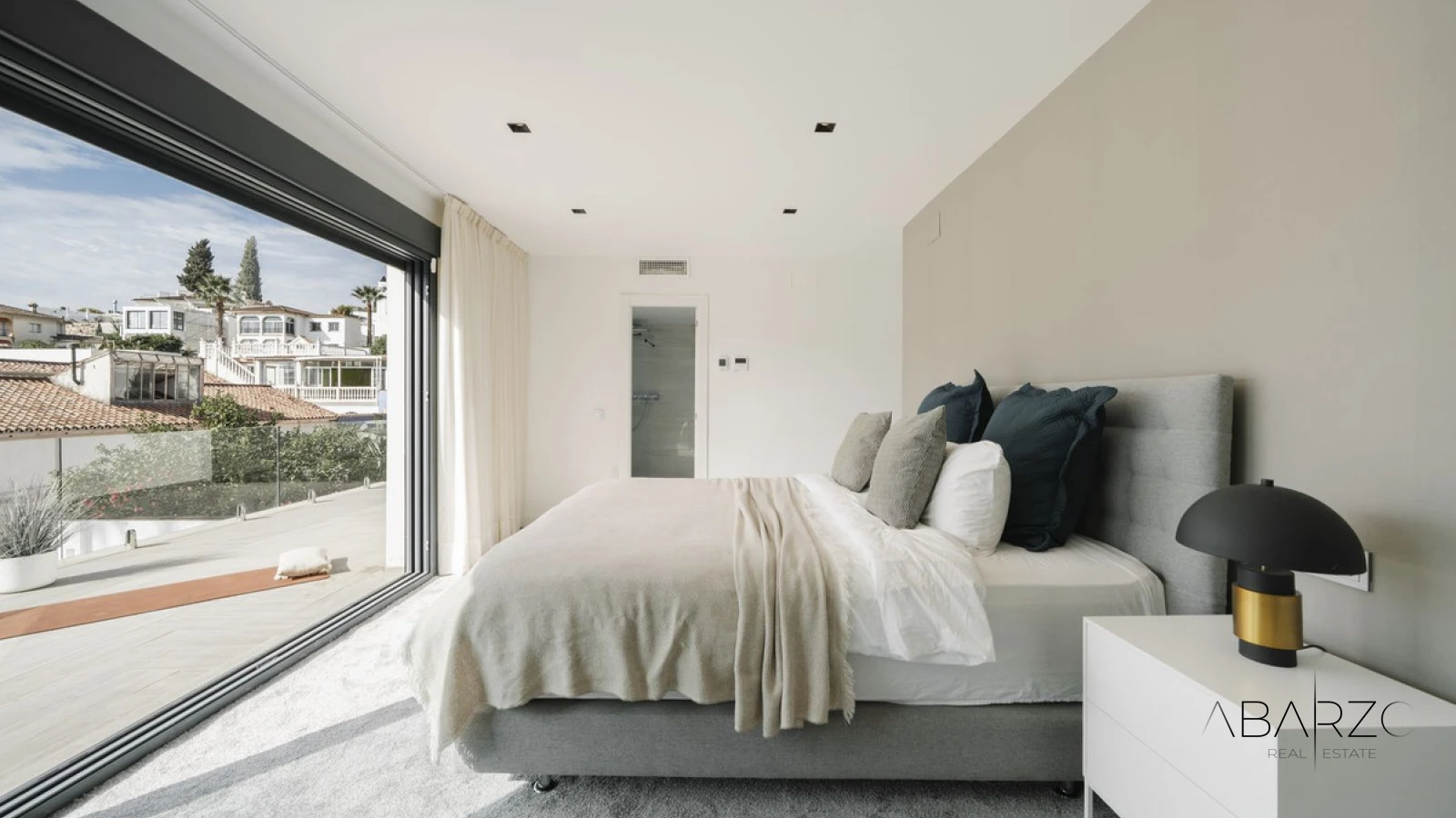 Villa de lujo en Nueva Andalucía con piscina privada cerca de Puerto Banús — interior, Nueva Andalucía, Marbella (15 of 36)