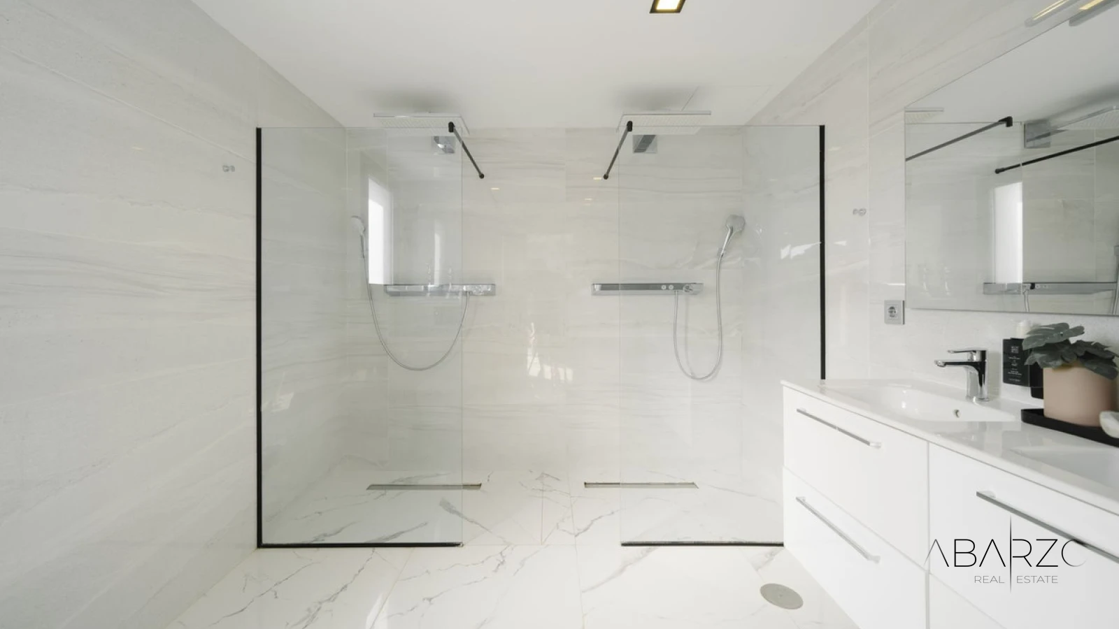 Villa de lujo en Nueva Andalucía con piscina privada cerca de Puerto Banús — interior, Nueva Andalucía, Marbella (22 of 36)