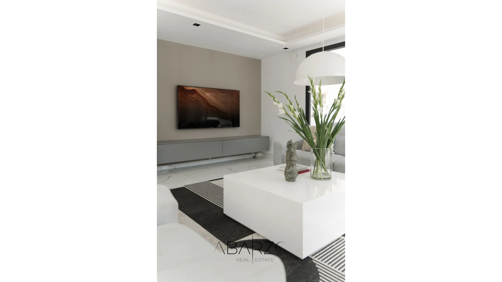 Villa de lujo en Nueva Andalucía con piscina privada cerca de Puerto Banús — interior, Nueva Andalucía, Marbella (32 of 36)