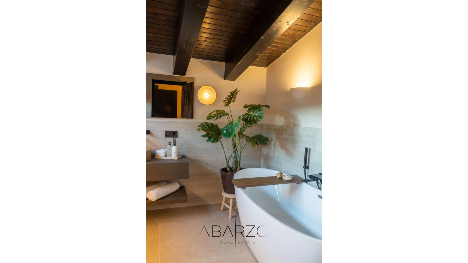 Stunning Villa in Nueva Andalucía with Private Garden, Pool, and Smart Home — interior, Nueva Andalucía, Marbella (37 of 38)
