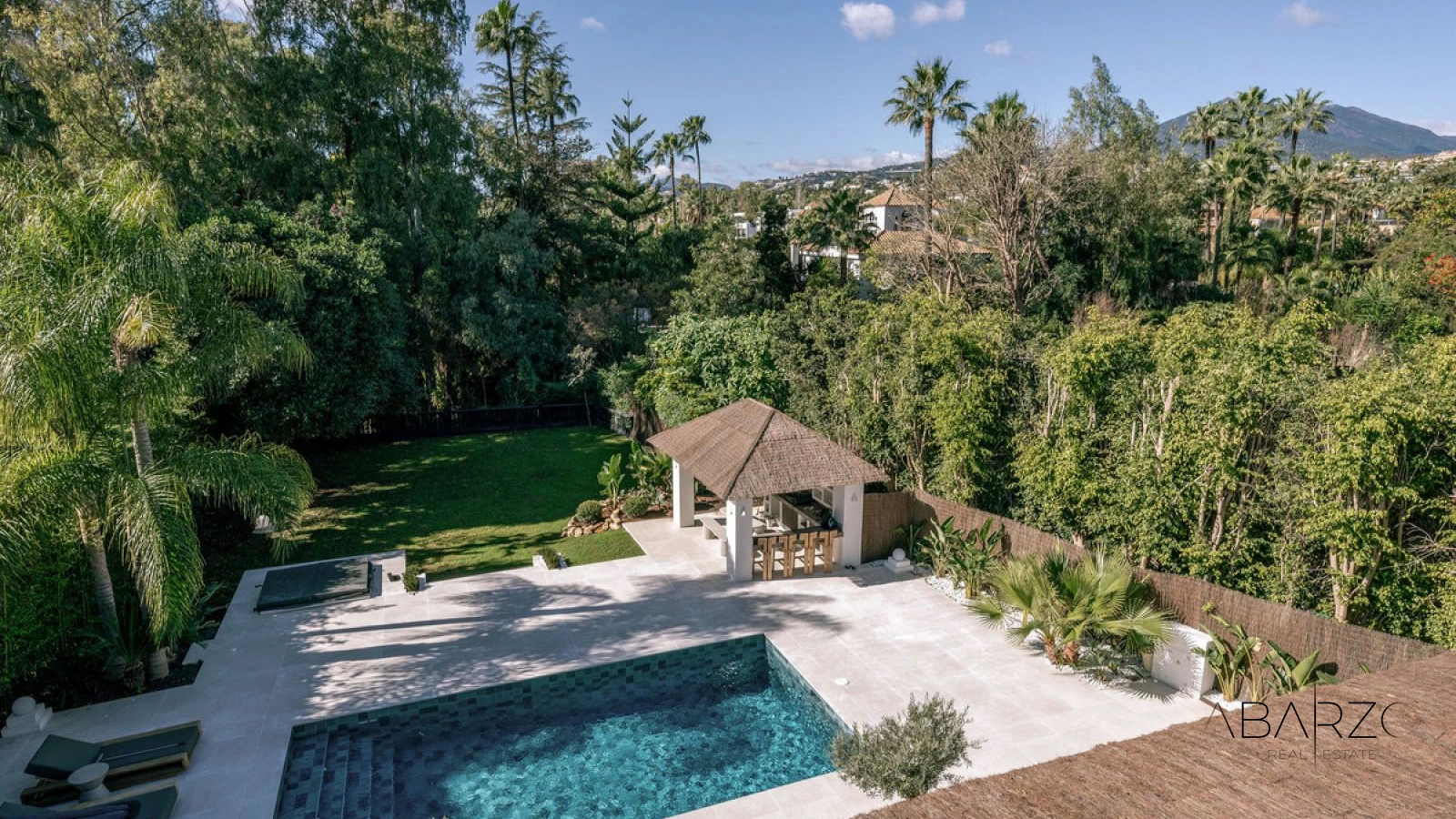 Stunning Villa in Nueva Andalucía with Private Garden, Pool, and Smart Home — interior, Nueva Andalucía, Marbella (17 of 38)