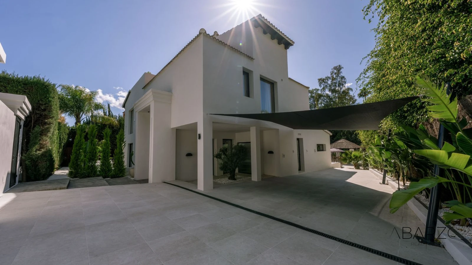 Stunning Villa in Nueva Andalucía with Private Garden, Pool, and Smart Home — interior, Nueva Andalucía, Marbella (18 of 38)